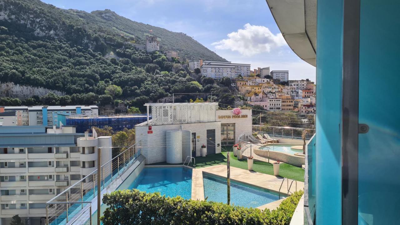 Ocean Spa Plaza Resort Apartment Gibraltar Bagian luar foto