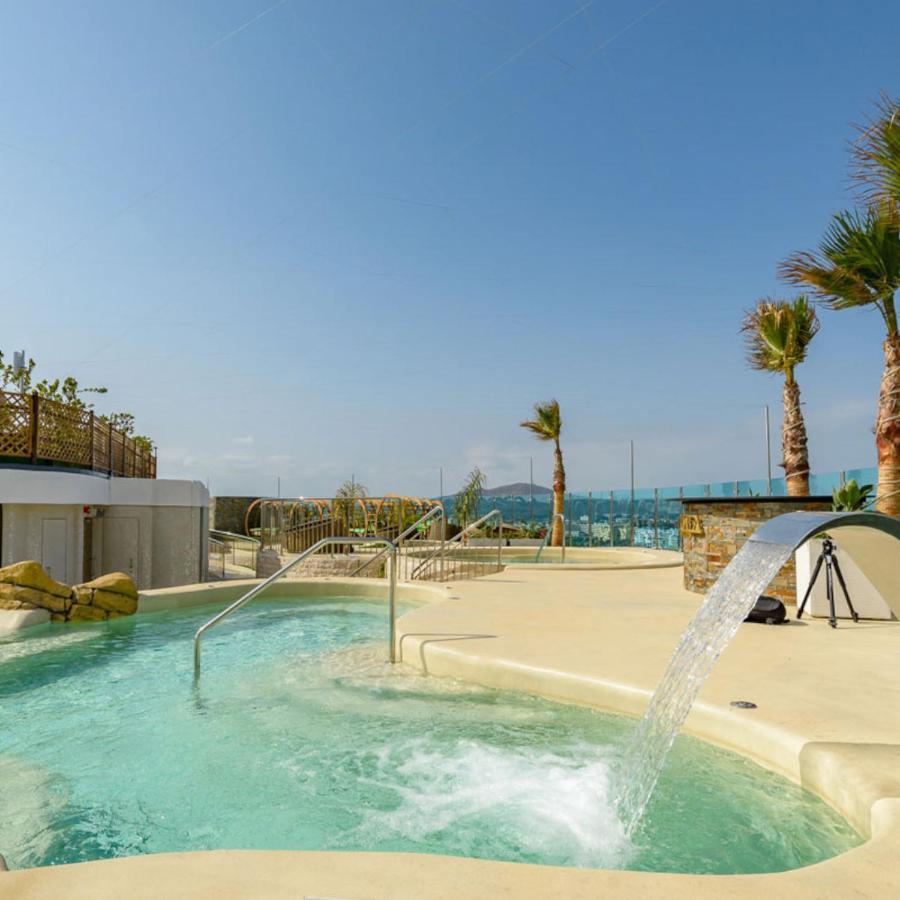 Ocean Spa Plaza Resort Apartment Gibraltar Bagian luar foto