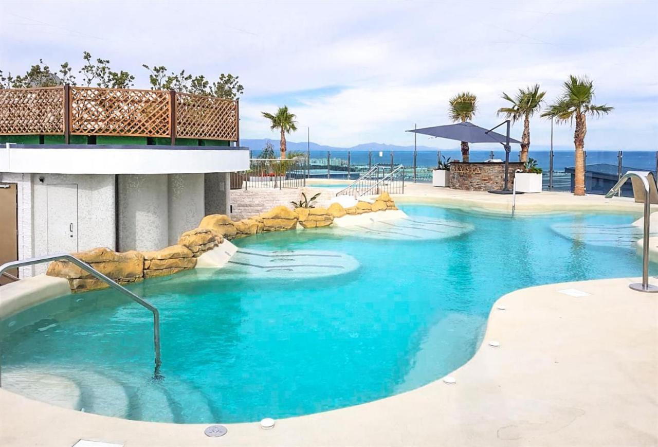 Ocean Spa Plaza Resort Apartment Gibraltar Bagian luar foto